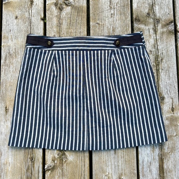 BCBGMaxAzria ⎮ Sailor-themed mini skirt - Picture 3 of 8